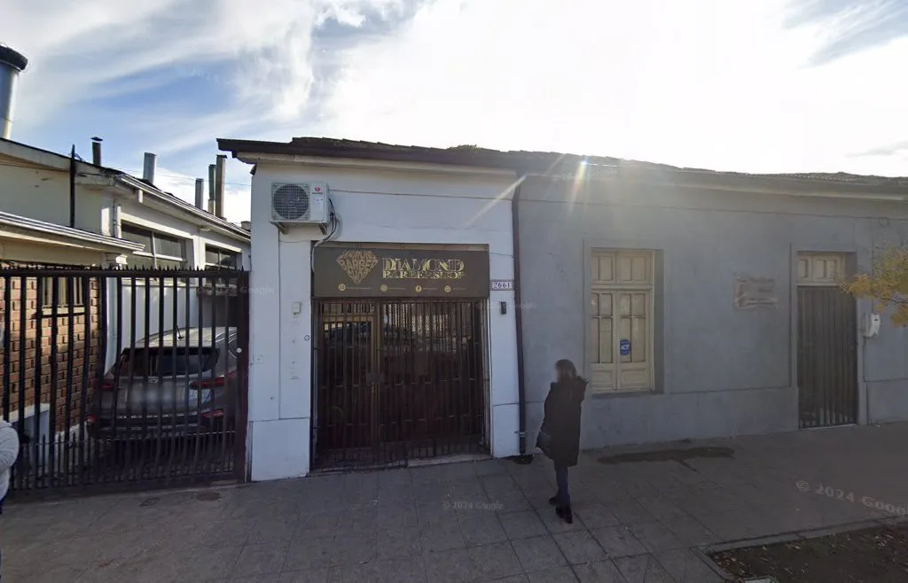 Fachada de Sgto. Aldea 2661 en San Javier con el letrero «Diamond Papershop» — registro real de la ficha