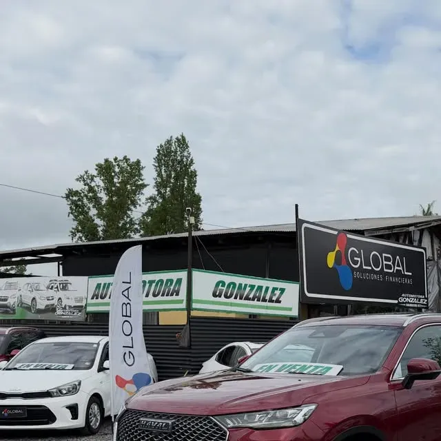 Haval H6 AWD Deluxe en el patio de la automotora
