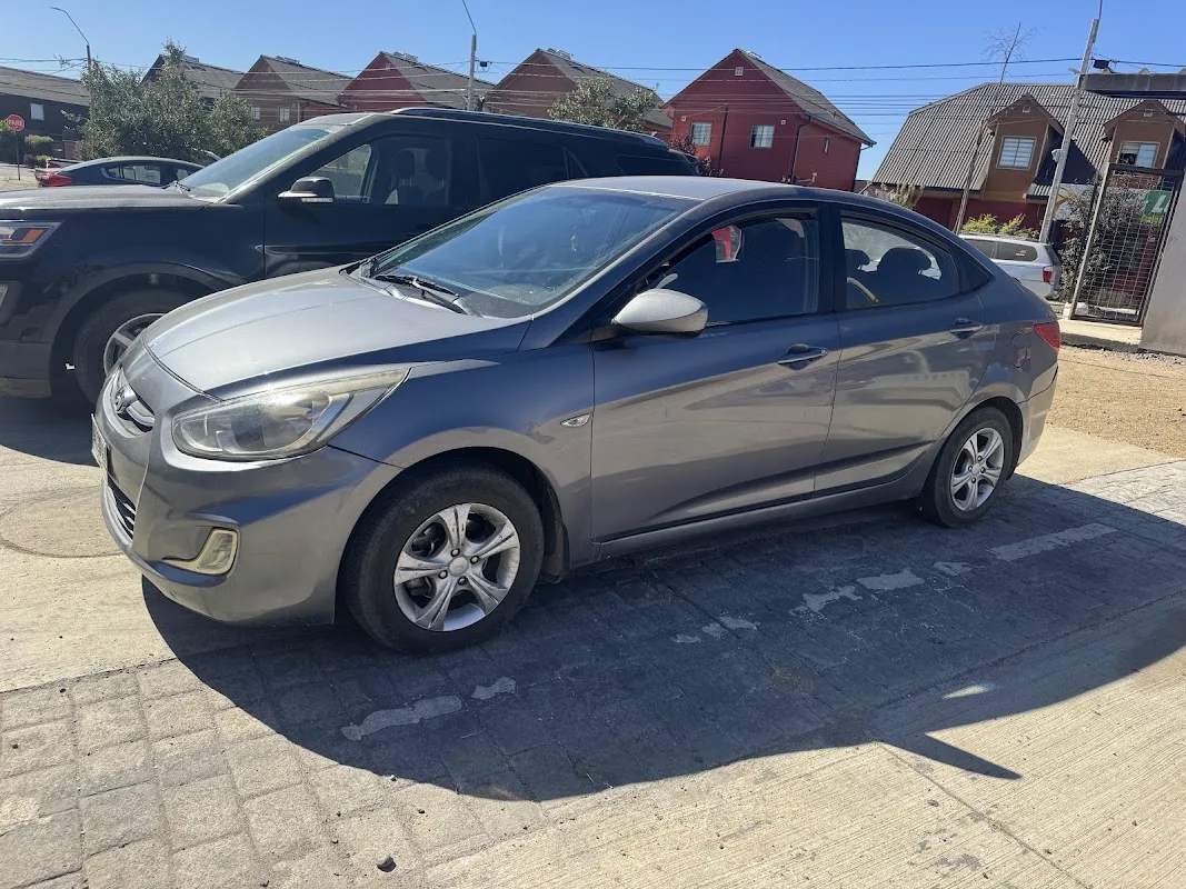 Fachada del taller Automotriz Mario Salinas en 5 Norte, Talca