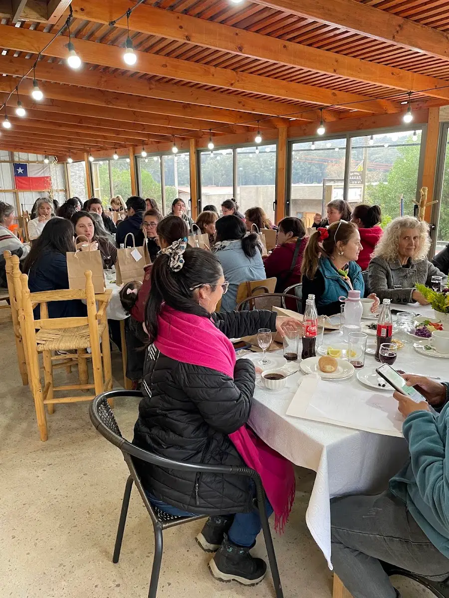 El comedor lleno un día de almuerzo
