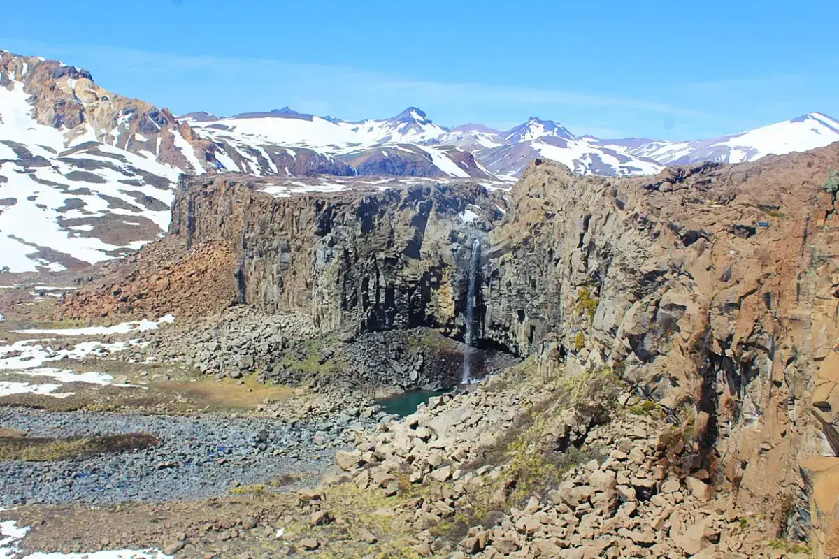 Salto Maule, atractivo cercano al Centro Turístico Rayen
