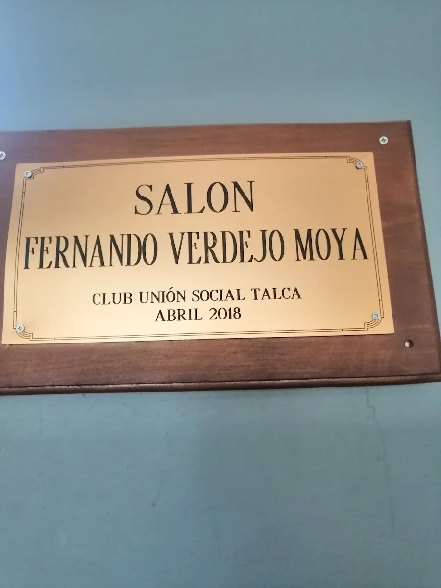 Placa patrimonial del inmueble del Club Unión Social