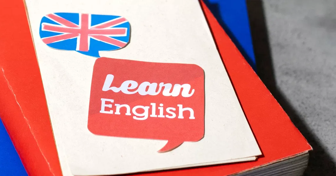 Libro con stickers «Learn English» del material de inglés del colegio