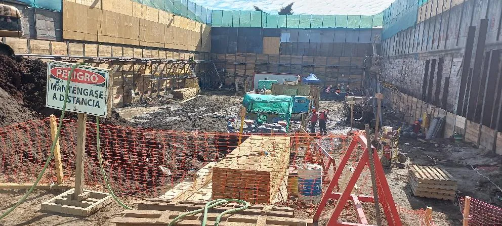 Excavación y entibado en una faena real de Constructora Avatar