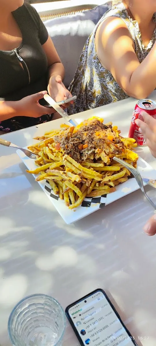 Chorrillana de Kochü para compartir