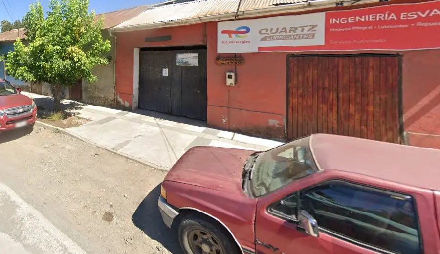 Letrero exterior: Quartz Lubricantes e Ingeniería Esval, servicio autorizado