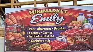Letrero de Minimarket Emily: pan, abarrotes, bebidas, lácteos, carnes, artículos de aseo, carbón y más