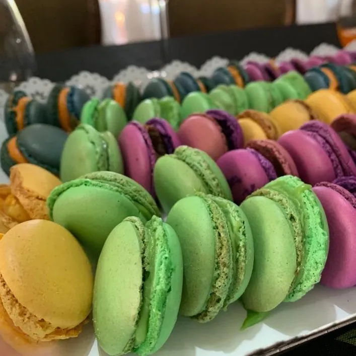 Macarrones de colores — foto real de Pasteles Maca