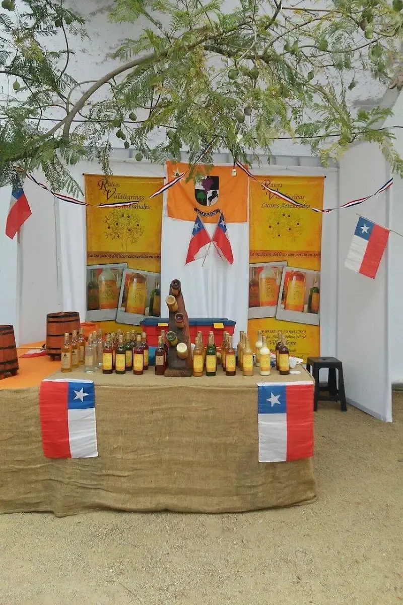 Mesa de degustación con botellas de la casa