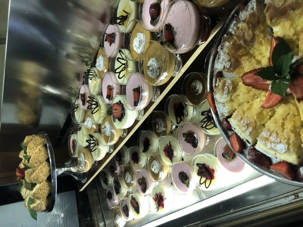 Buffet de postres y pastelería alemana