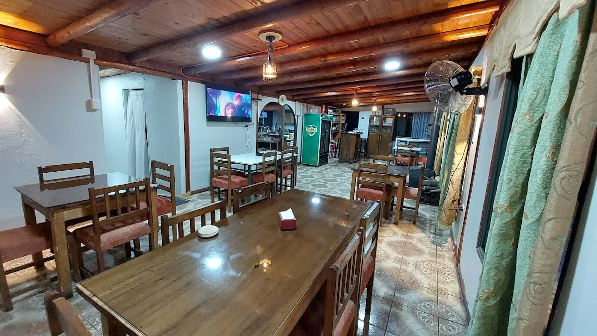 Comedor interior de madera de Sabor Ok