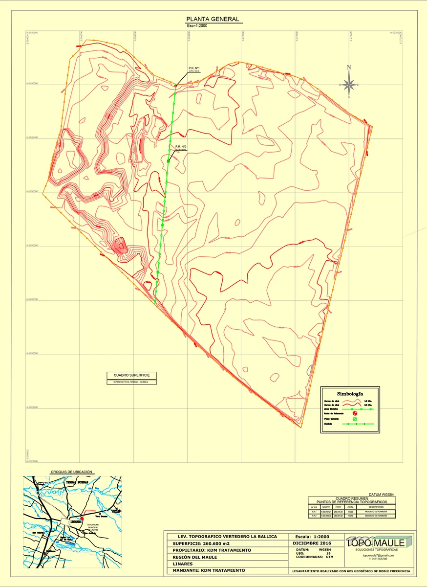 Plano topográfico real del Vertedero La Ballica: planta general con curvas de nivel, cartela TOPO MAULE y datos del proyecto